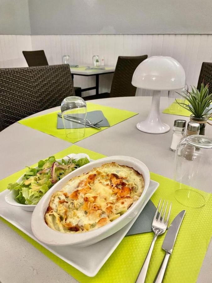 Les Voyageurs Hotel Charols Bagian luar foto