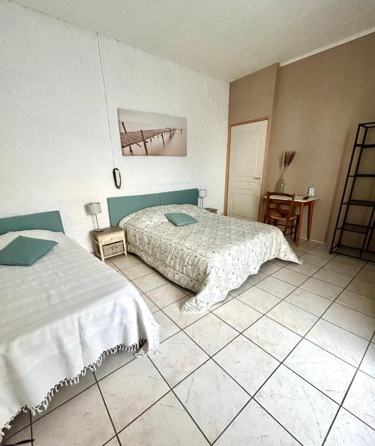 Les Voyageurs Hotel Charols Bagian luar foto